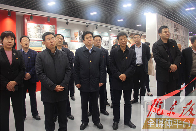 慶陽市人大常委會機關黨員干部赴環縣開展“追尋紅色足跡，踐行初心使命”主題黨日活動