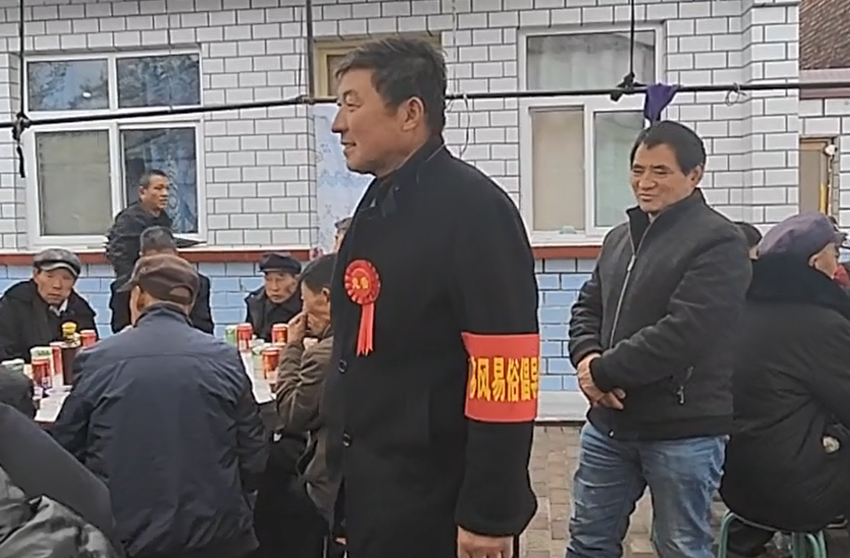 慶城：“簡(jiǎn)辦不減愛(ài)” 幸福“輕輕”來(lái)敲門