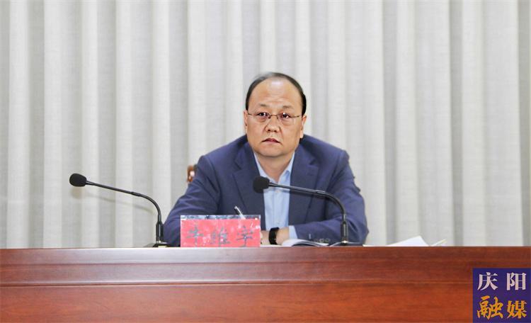 引大引強引頭部 為數字經濟賦智賦能 ——訪慶陽市住建局黨組書記、局長牛維宇