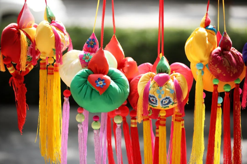 一點慶陽 | 一枚香包寄鄉思（文/高卓婭 ）